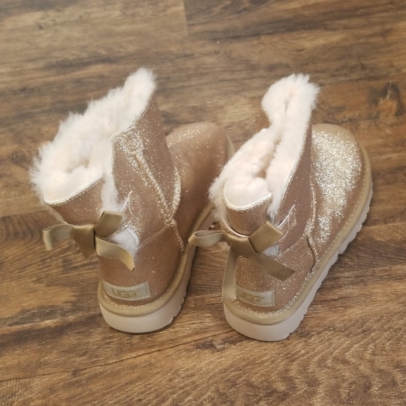 UGG Shoes - UGG Women's Classic Mini Bow Cosmos Boots